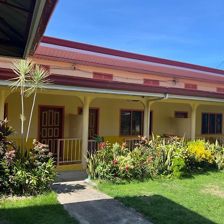 Uptown Guesthouse Siquijor Eksteriør bilde